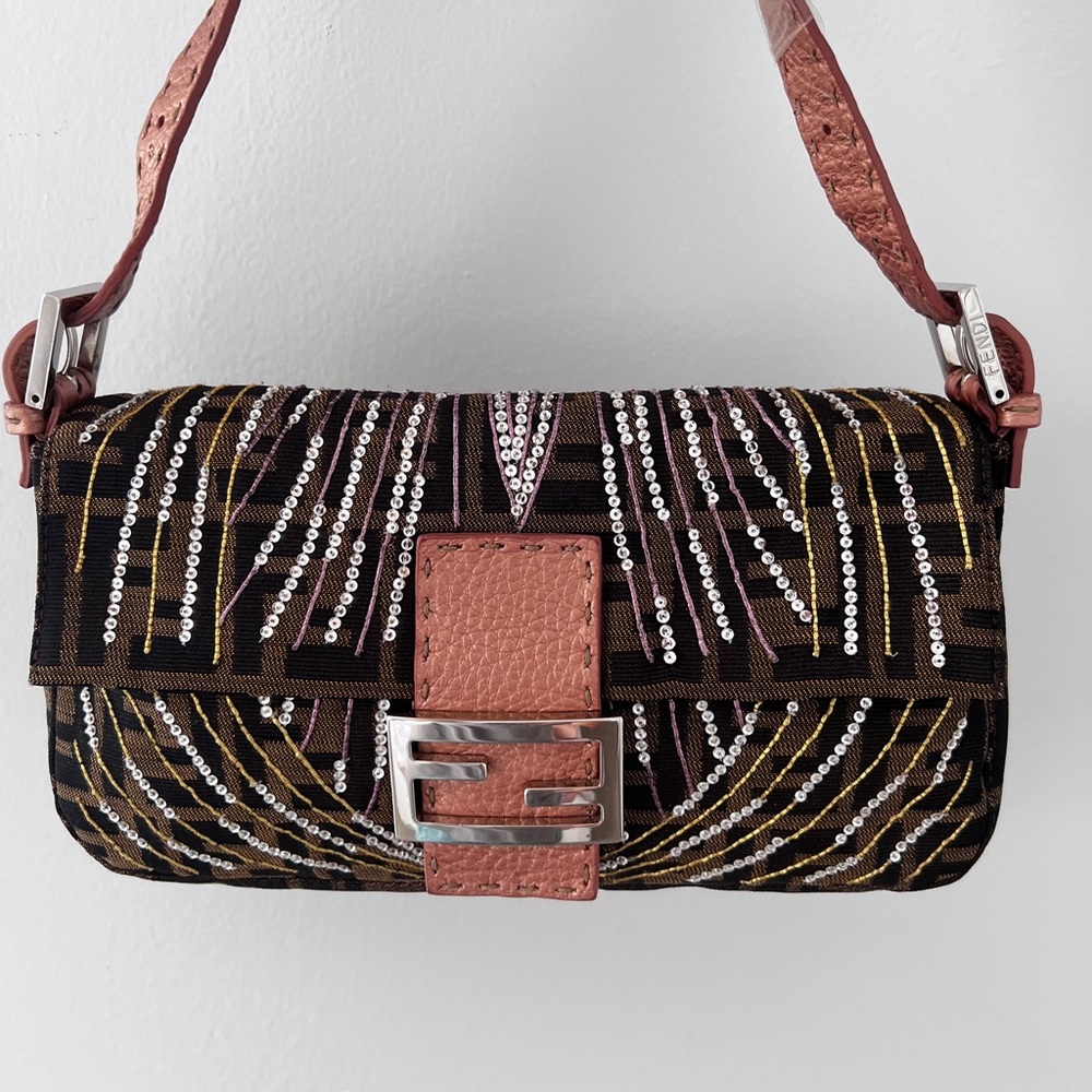 Classic Fendi selleria zucca baguette bag - Picture 1 of 5